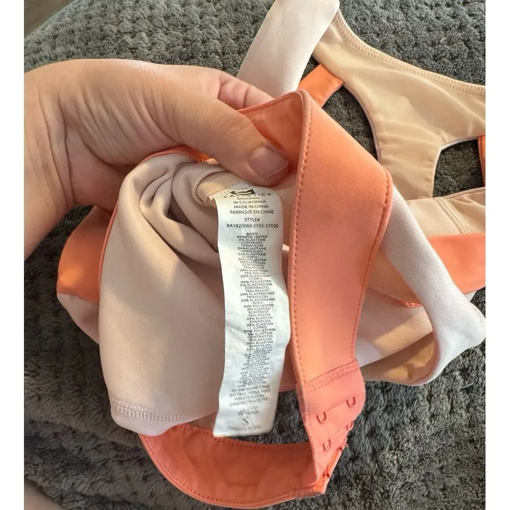 Women's Fabletics sports‎ bra